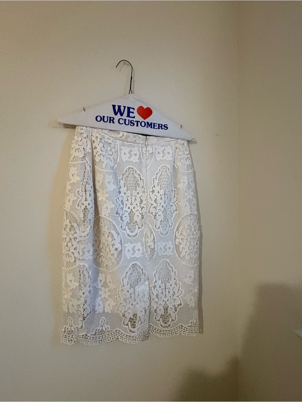 Stylestalker White Lace Midi Skirt with Scalloped Hem